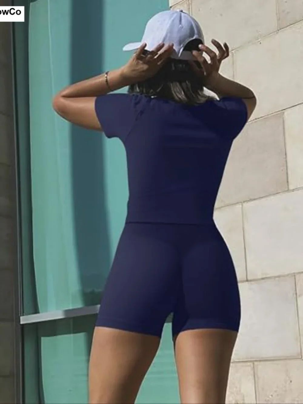Seamless 2 Piece Workout Set Scrunch Butt Shorts Crew Neck T-Shirt Matching